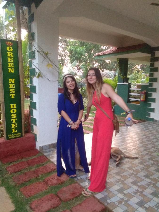 Green Nest Hostel, Baga- North Goa アーポラ エクステリア 写真